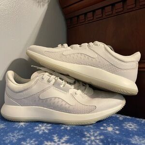 Lulumelon Athletica Training Shoes sz 7.5-FIRM-